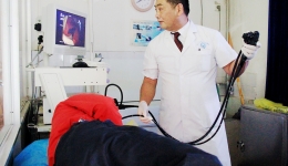 德艺双馨写大爱——记我院消化内科专家张光辉